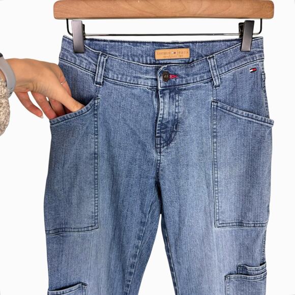 Tommy Hilfiger Juniors Y2K Low Rise Flared Wide Leg Cargo Pocket Jeans - Picture 5 of 9